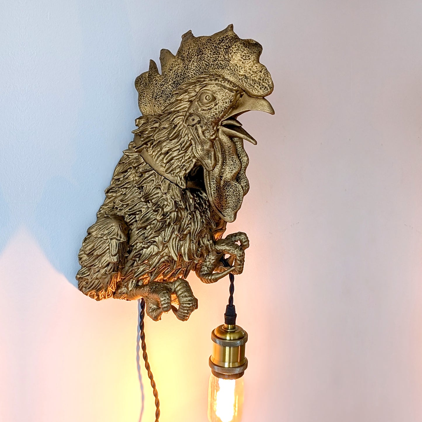 Rooster Wall Light – Vibrant and Unique Rooster Head & Bust Sconce for Farmhouse Decor, Kitchens, or Rustic Statement Lighting